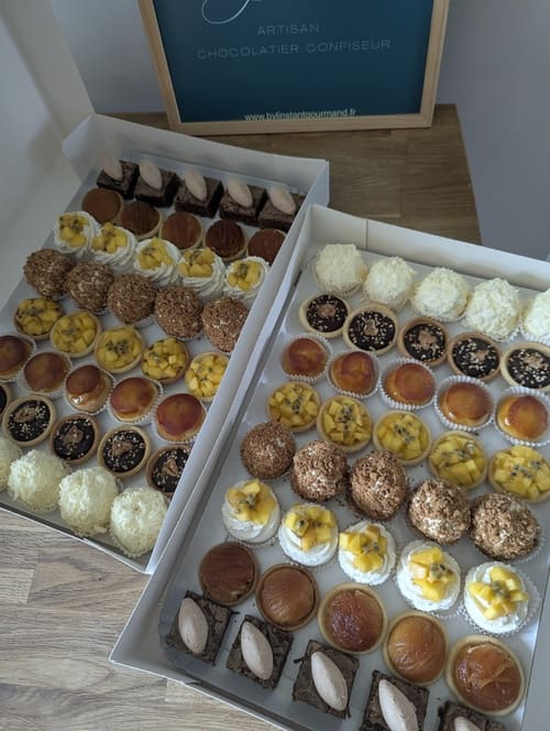 mini-patisserie-mignardise-buffet-ceremonie-traiteur-evenement-evenementiel-douai-lille-dessert-anniversaire-mariage