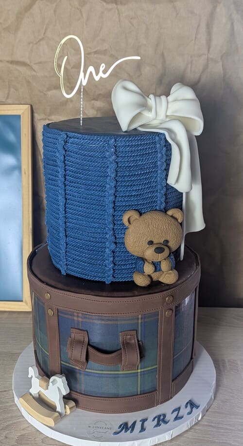 anniversaire-fille-garcon-garçon-enfant-ralph-lauren-patissier-patisserie-gateau-layer-cake-personnalise-lille-douai-arras-cambrai