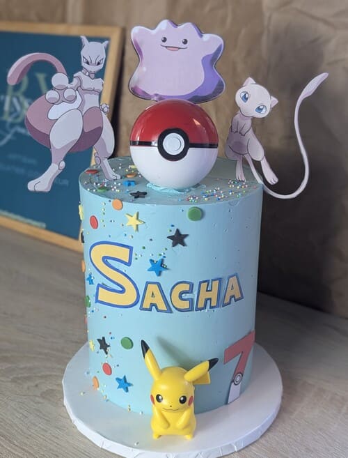 gateau-enfant-anniversaire-pokemon-picatchu-pokeball-patissier-patisserie-by-l-instant-gourmand-layer-cake-personnalise